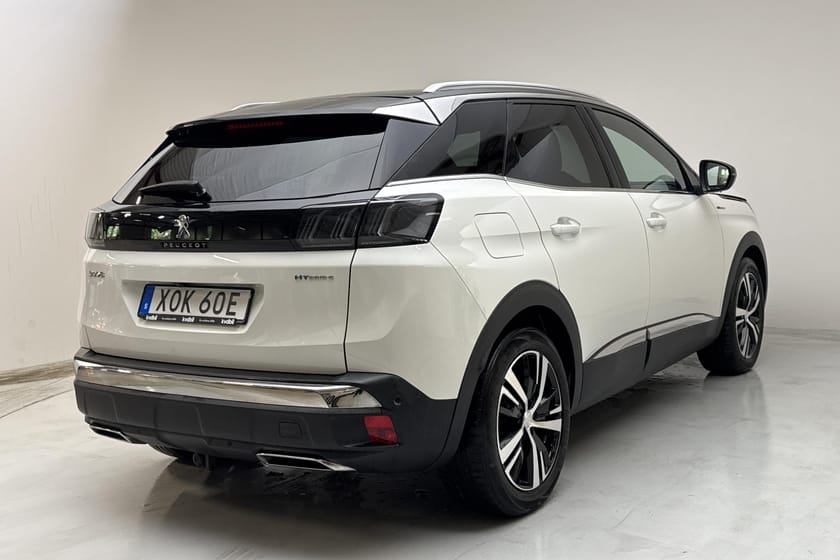 Bild 3 av Peugeot 3008 HYBRID4 300 1.6 Plug-in Hybrid 4 300hk GT-Line GPS Drag
