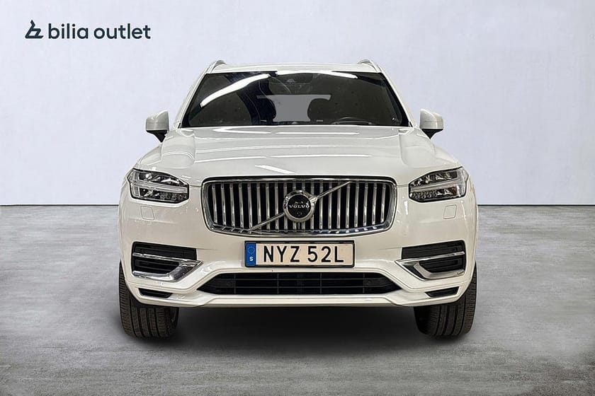 Bild 3 av Volvo XC90 7-seater T8 TE Inscription 7-sits 390hk Pano B&W HuD Drag Luftfj