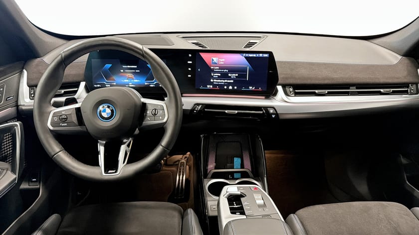 Bild 4 av BMW iX1 xDrive30 M Sport H/K Drag