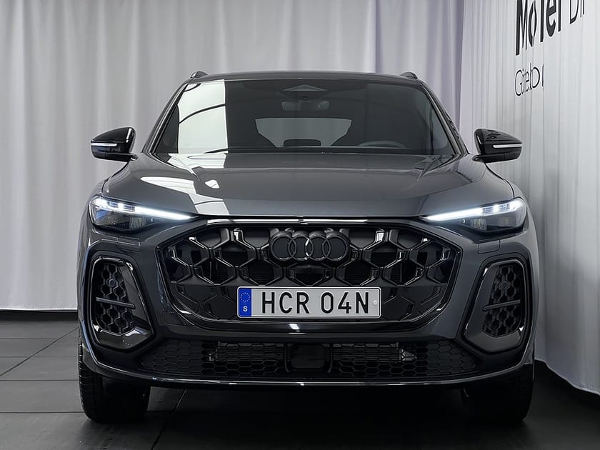 Bild 3 av Audi Q5 e-hybrid quattro Sportback SUV Hybrid 270kw Drag/Värmare/Svart Opt/20