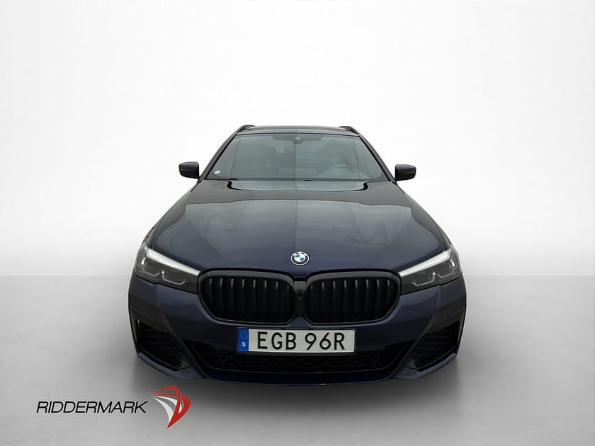 Bild 2 av BMW 520d xDrive Touring M-Sport D-Värmare Drag Navi 360°