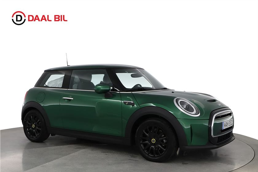 Bild 4 av MINI Cooper SE 184HK 32,6kWh SONDERPAKET COCKPIT VÄRMARE NAVIGATION