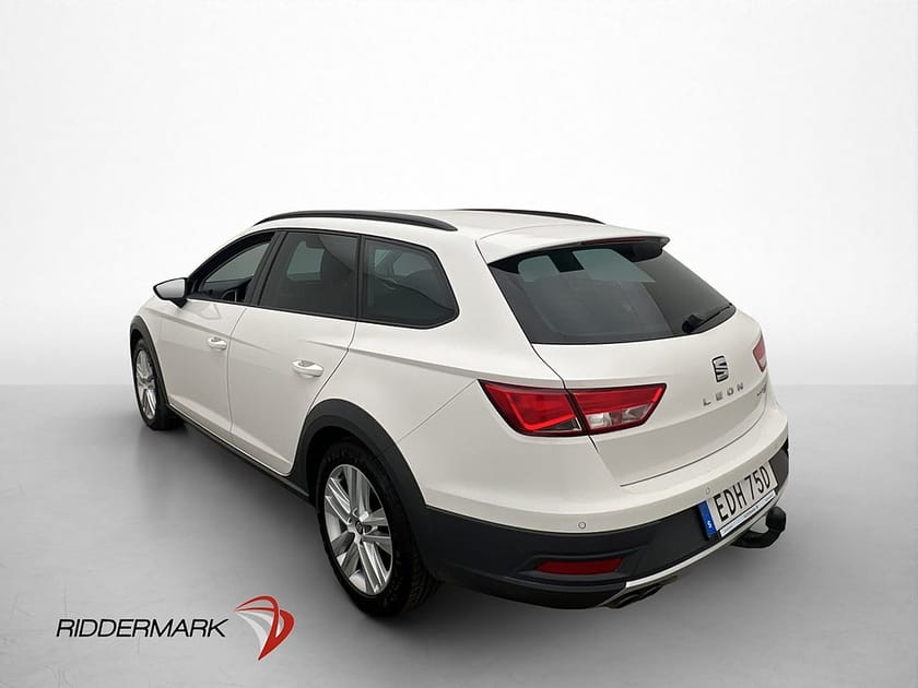 Bild 5 av SEAT Leon X-Perience 1.6 TDI 4Drive 115hk Kamera Drag CarPla