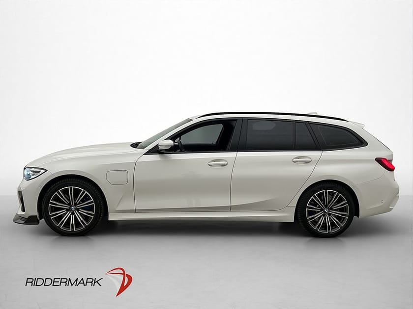 Bild 5 av BMW 330e xDrive Touring M Sport HiFi Kamera CarPlay Dragkrok