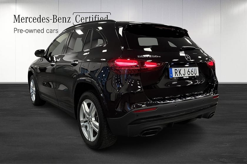 Bild 4 av Mercedes-Benz GLA 250 e Amg Night Panorama Drag 360