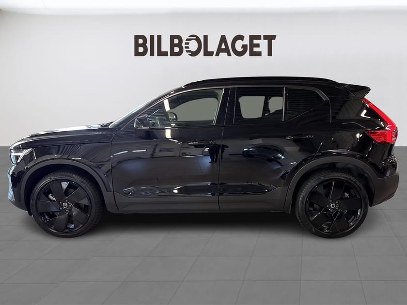 Bild 2 av Volvo EX40 Single Motor Extended Range M R Ultra Black Edt Drag 360 H/K