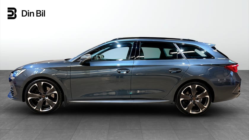 Bild 2 av CUPRA Leon Sportstourer e-Hybrid eHybrid DSG Drag/Backkamera