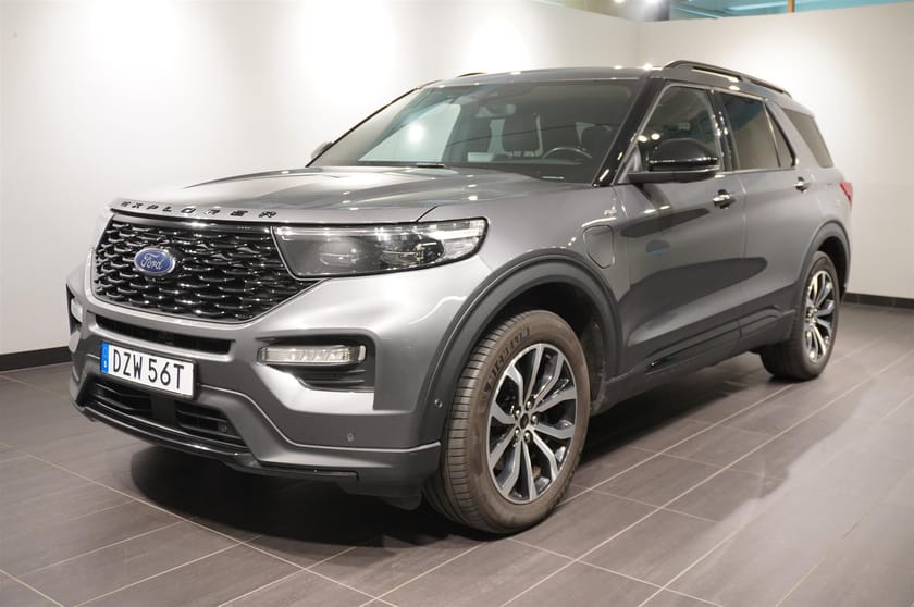 Bild 1 av Ford Explorer Plug-In Hybrid PHEV AWD ST-Line Drag B O Pano 360° 7-Sits