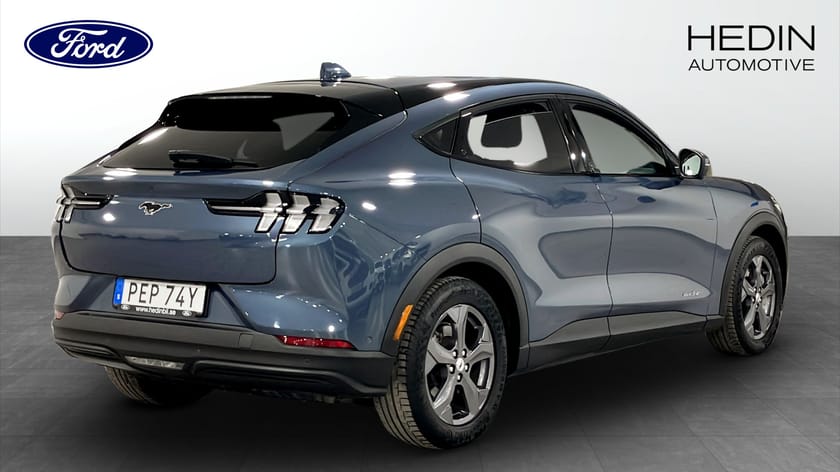 Bild 2 av Ford Mustang Mach-E Standard Range RWD | 360 kamera