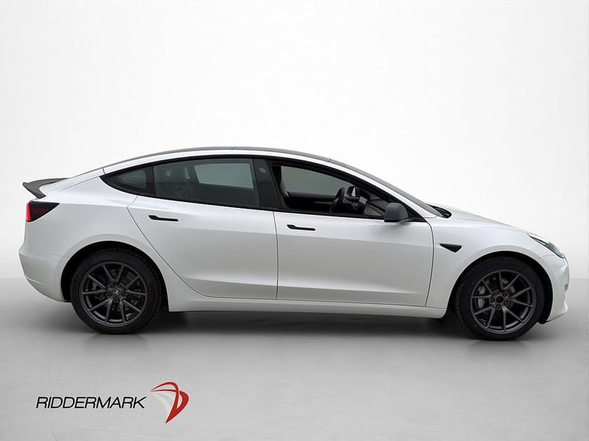 Bild 5 av Tesla Model 3 Long Range AWD Autopilot Svensksåld