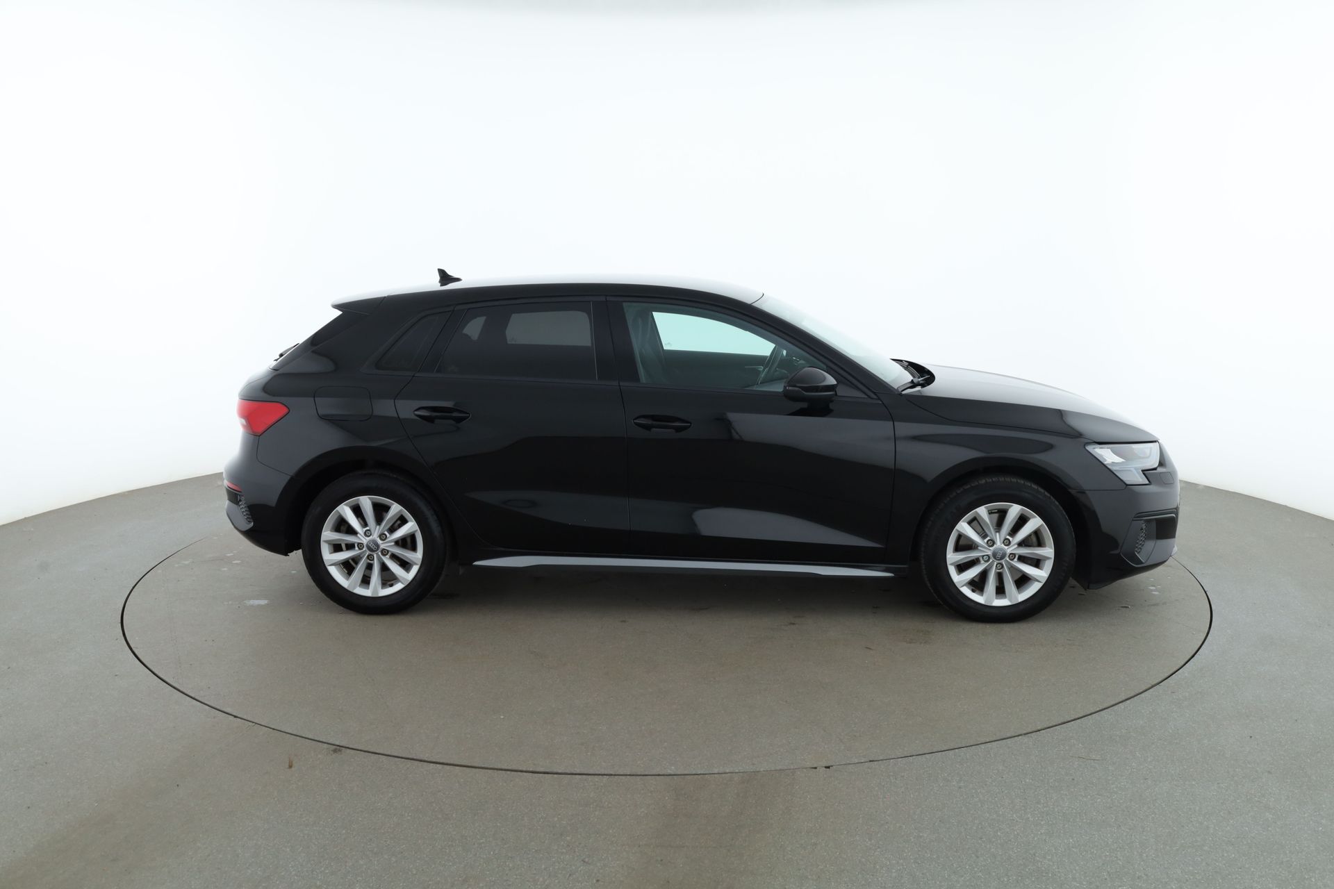 Audi A3 Sportback 35 TFSI 2021, kuva 7/40