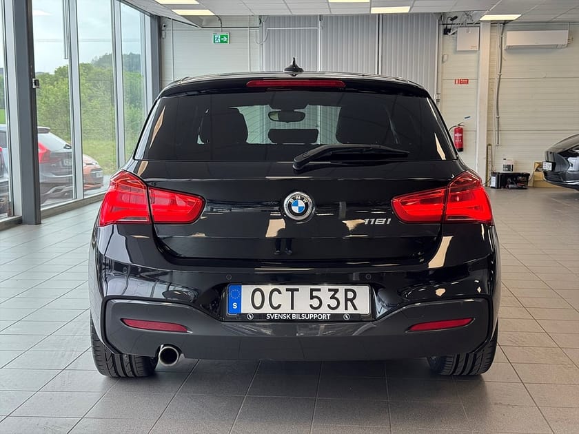 Bild 3 av BMW 118i 5-dörrars M Sport Euro 6 136Hk