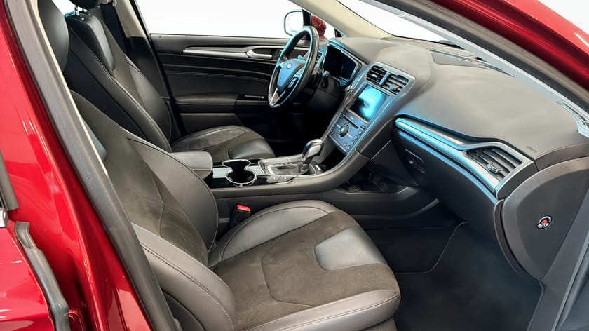 Bild 3 av Ford Mondeo Kombi Bi-turbo Powershift 210hk