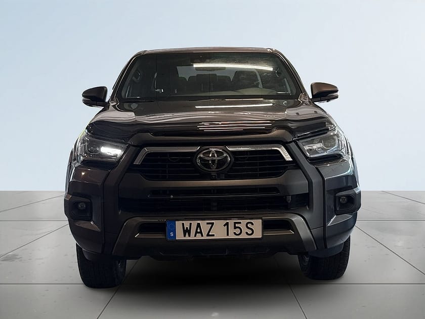 Bild 2 av Toyota Hilux Dubbelhytt 2.8 4WD Invincible MOMS/JBL/360/Skinn/MoK