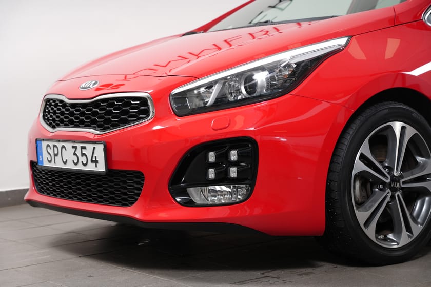 Bild 3 av Kia cee'd 1.6 CRDi 136hk GT-Line Navi/Backkamera/Rattvärme