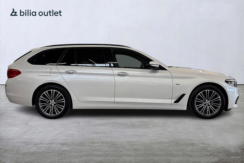 Bild 5 av BMW 520d Touring Steptronic Sport line 190hk Navi Drag B-kamera