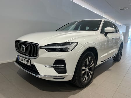 Volvo XC60 Recharge T6 Core Bright/
