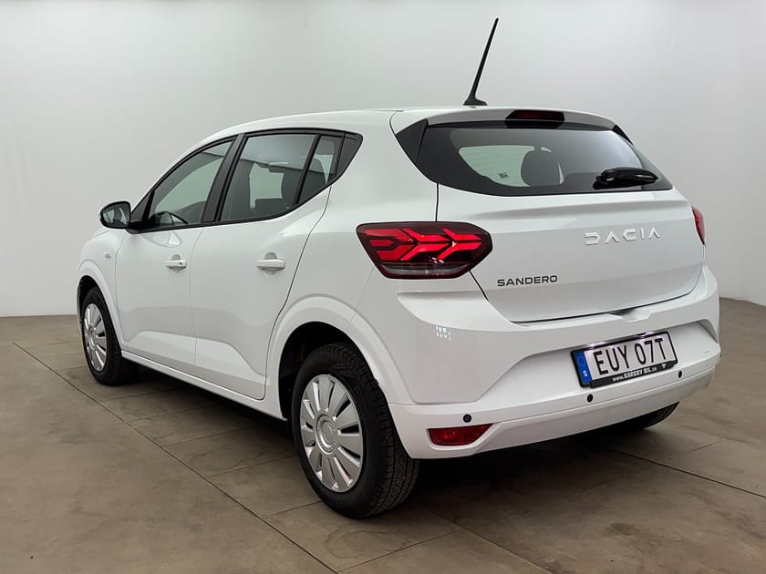 Bild 4 av Dacia Sandero 1.0 TCe CVT 91hk Backkamera