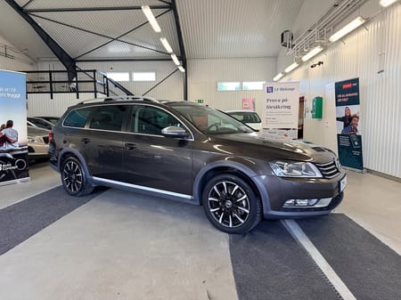 Volkswagen Passat Alltrack 2.0 TDI 4Motion, NY BES,NY KAM, Drag,*Värmare*