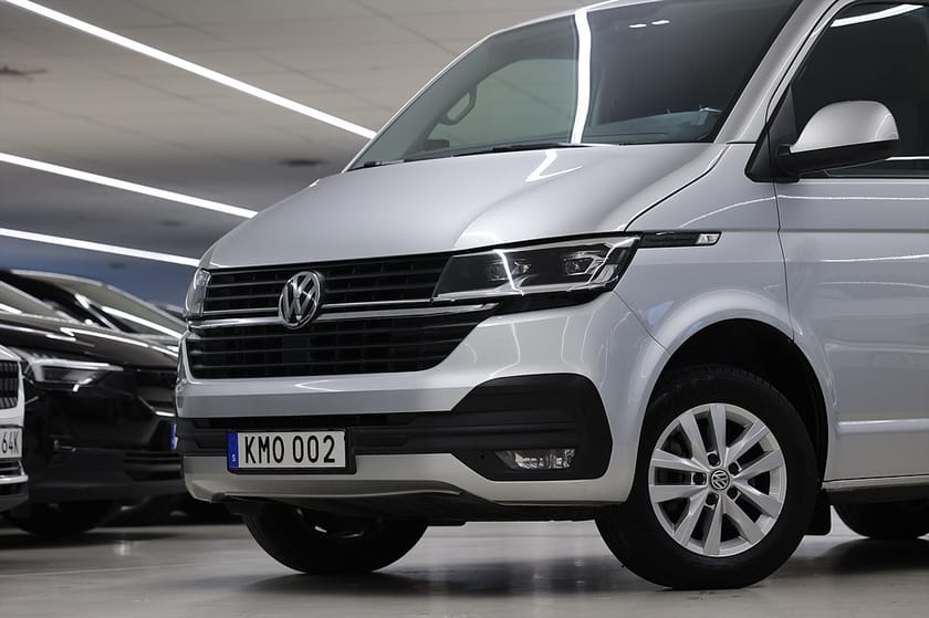 Bild 4 av Volkswagen Transporter 2.0 TDI 150hk L1 V-inrett Drag LED MOMS