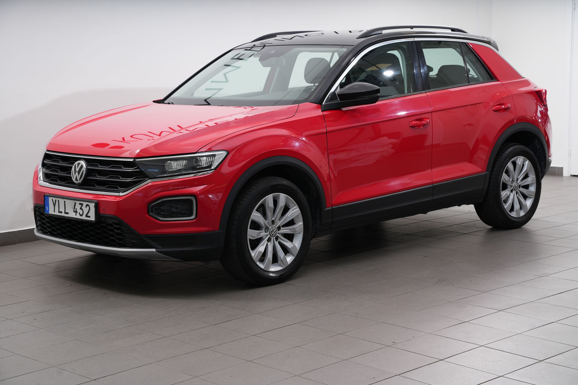 Volkswagen T-Roc 2018, bild 2/10