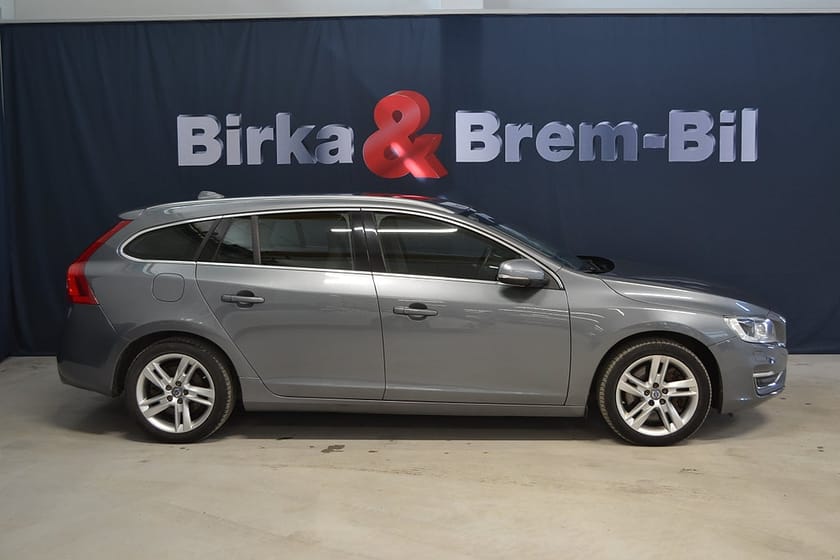 Bild 4 av Volvo V60 D6 Hybrid Summum 298hk VOC, DRAG AWD TAKLUCKA