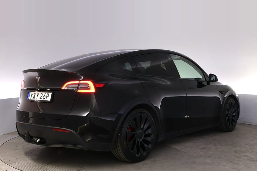 Bild 5 av Tesla Model Y Performance Autopilot Panorama Drag