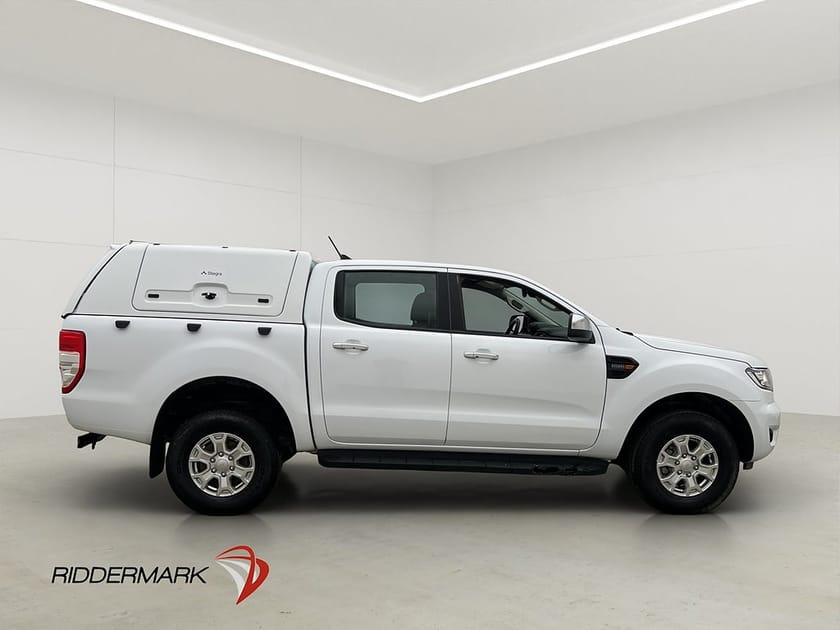 Bild 2 av Ford Ranger Dubbelhytt XLT 4x4 Värmare Diff Kåpa CARPLAY Moms 1-Brukare