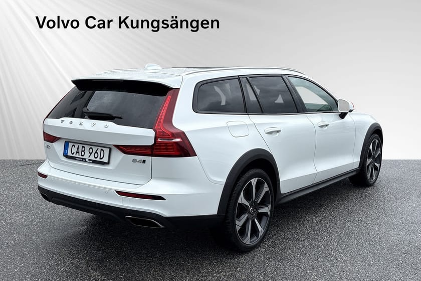 Bild 5 av Volvo V60 Cross Country B4 AWD Diesel Adv Edt DRAG/PANO/360/HARMAN