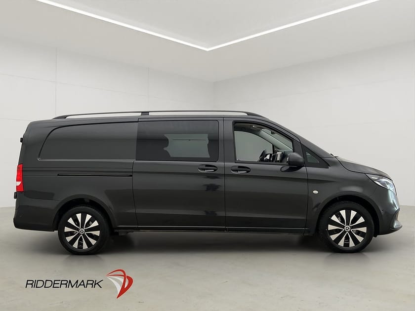 Bild 2 av Mercedes-Benz Vito Mixto 119 CDI 4x4 3.0t X-Lång Värm Drag Skinn Moms