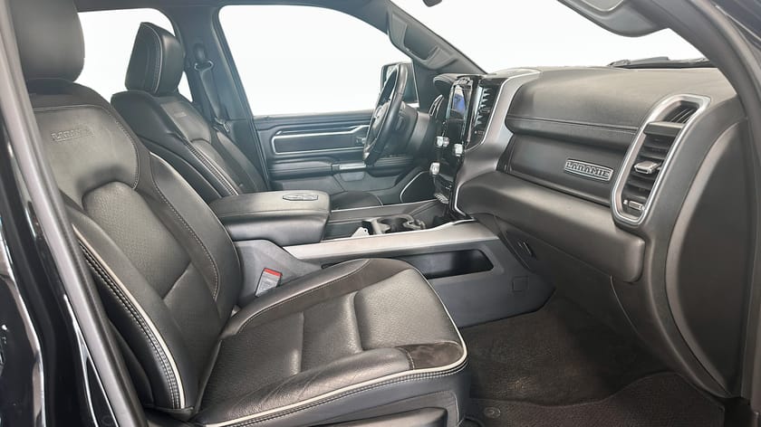 Bild 3 av RAM 1500 Crew Cab V8 Laramie Night