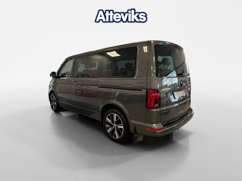 Bild 5 av Volkswagen Multivan Highline 2.0 TDI 4M 204hk *7-sits/Elstolar fram*