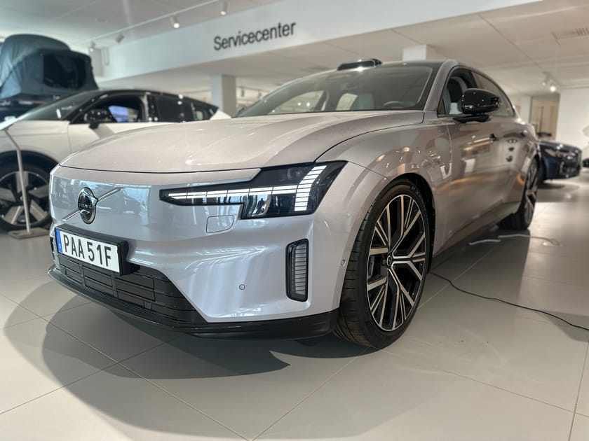 Bild 1 av Volvo ES90 Single Motor Extended Range Ultra