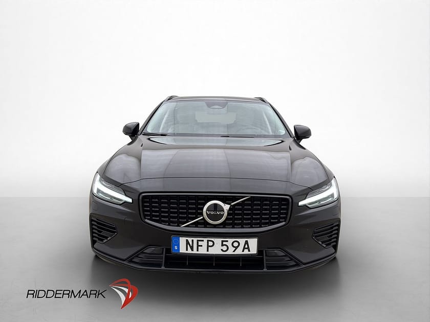 Bild 2 av Volvo V60 Recharge T6 AWD 350hk Plus Dark Värm Drag Kamera