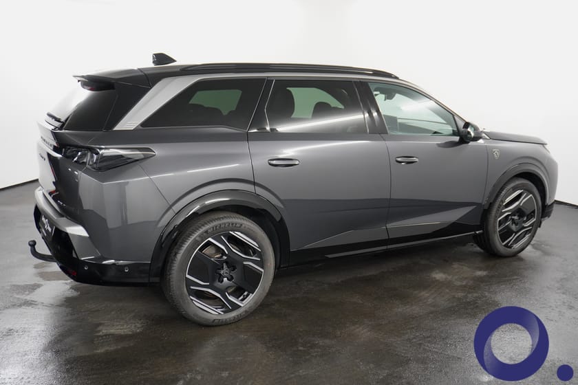 Bilde 2 av Peugeot E-5008 Dual Motor GT Executive 4x4 Hengerfeste