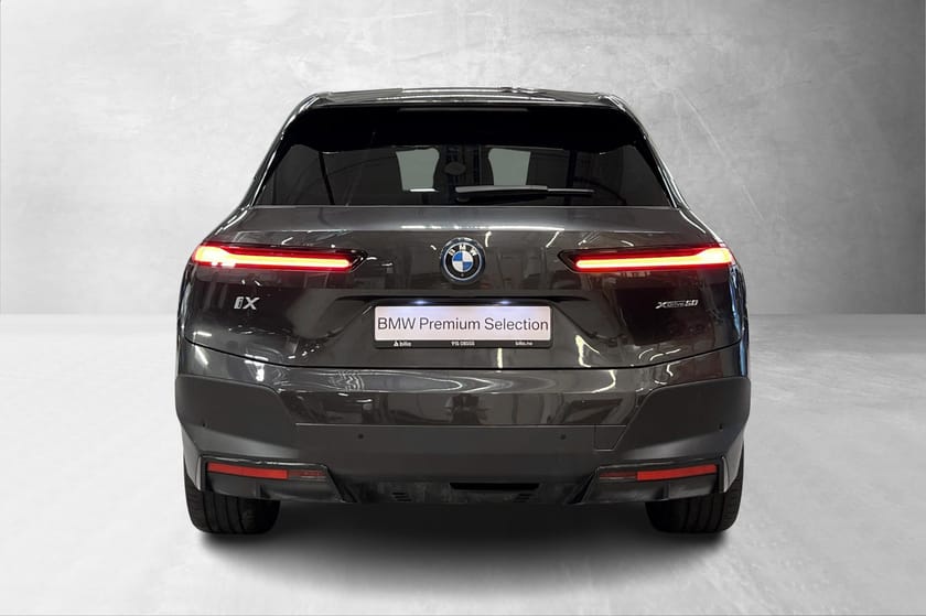 Bilde 3 av BMW iX xDrive50 FullyCharged,4hjuls,Luft,360,Lazer,21",Pano,Massasje