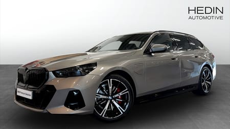 BMW 530e xDrive Touring M Sport Drag H/K Backkamera Rattvärme