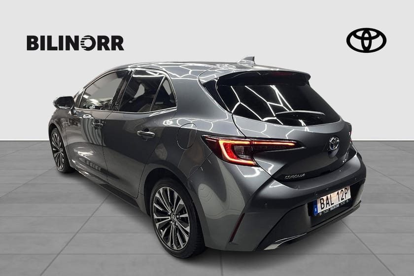 Bild 2 av Toyota Corolla Hybrid 1,8 5D STYLE V-HJUL