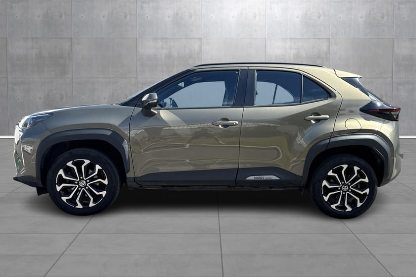Bilde 2 av Toyota Yaris Cross Hybrid AWD-i 1,5 Active AWD
