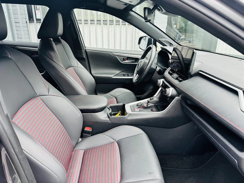 Bild 5 av Toyota RAV4 Plug-in Hybrid 306HK AWD X-EDITION JBL / DRAG
