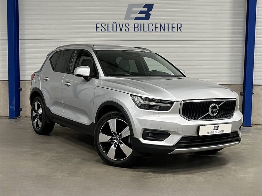 Bild 1 av Volvo XC40 T3 Manuell 156 HK / Momentum Pro / Panorama / harman kardon /