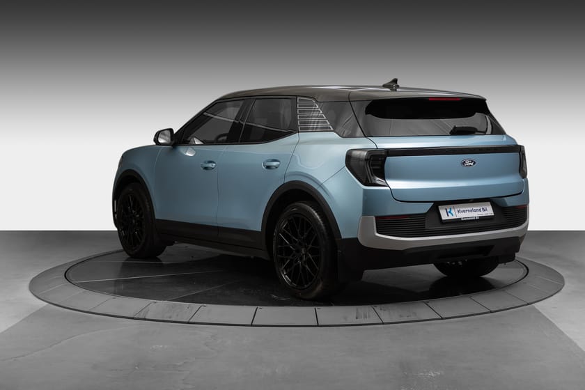 Bilde 3 av Ford Explorer EV Extended Range AWD