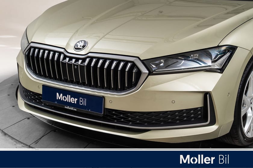 Bilde 2 av Škoda Superb Stasjonsvogn selection intro