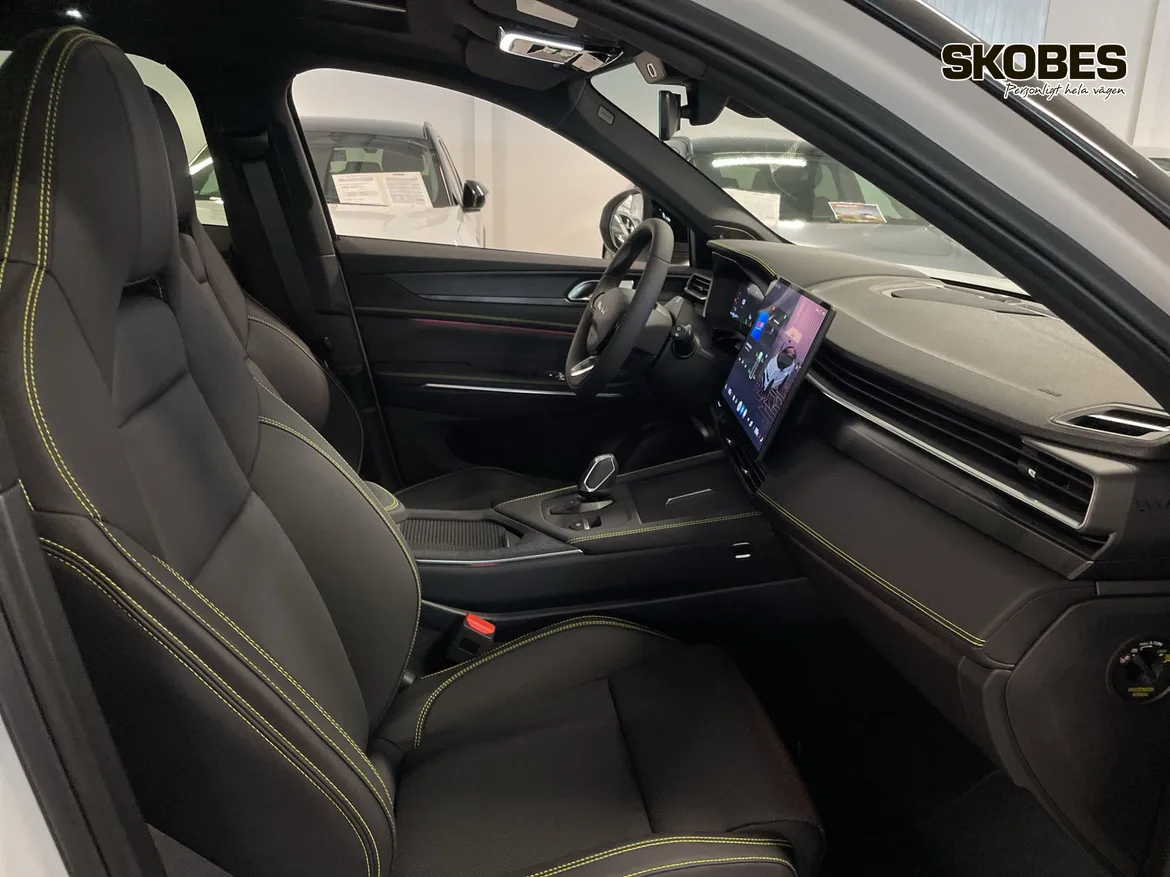 Lynk & Co 01 PHEV