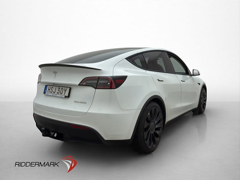 Bild 5 av Tesla Model Y Performance Dragkrok Autopilot Svensksåld