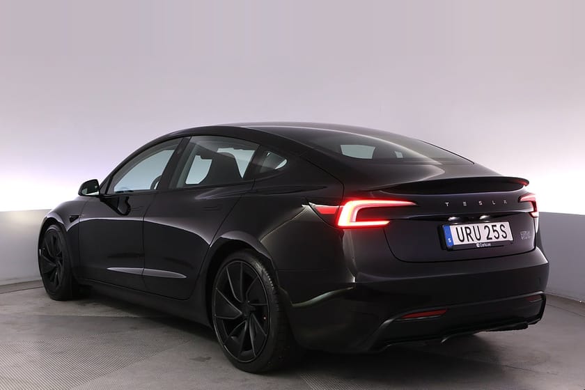 Bild 4 av Tesla Model 3 Performance AWD Highland Autopilot Pano