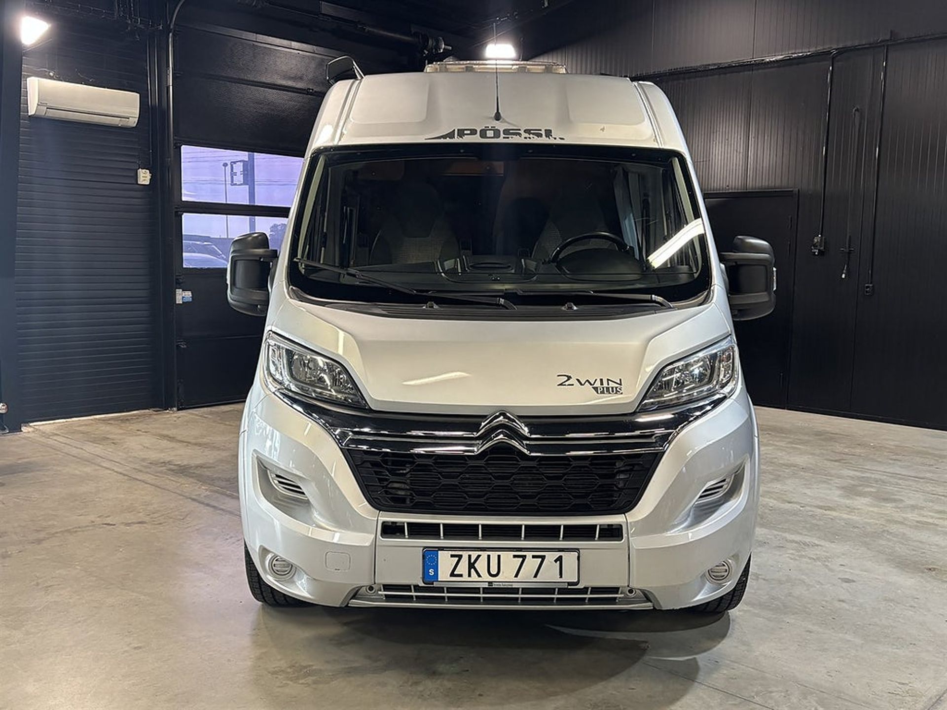 Citroen Jumper 2.0 BlueHDi 2018, photo 2/10