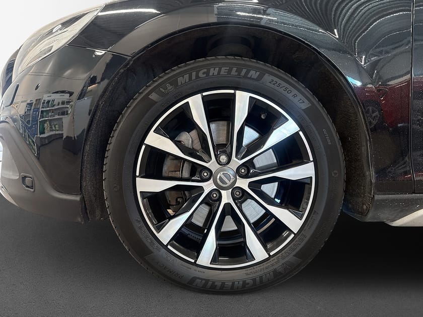 Bild 5 av Volvo V40 Cross Country D3 Pro Edition | Läder | Teknikpaket |