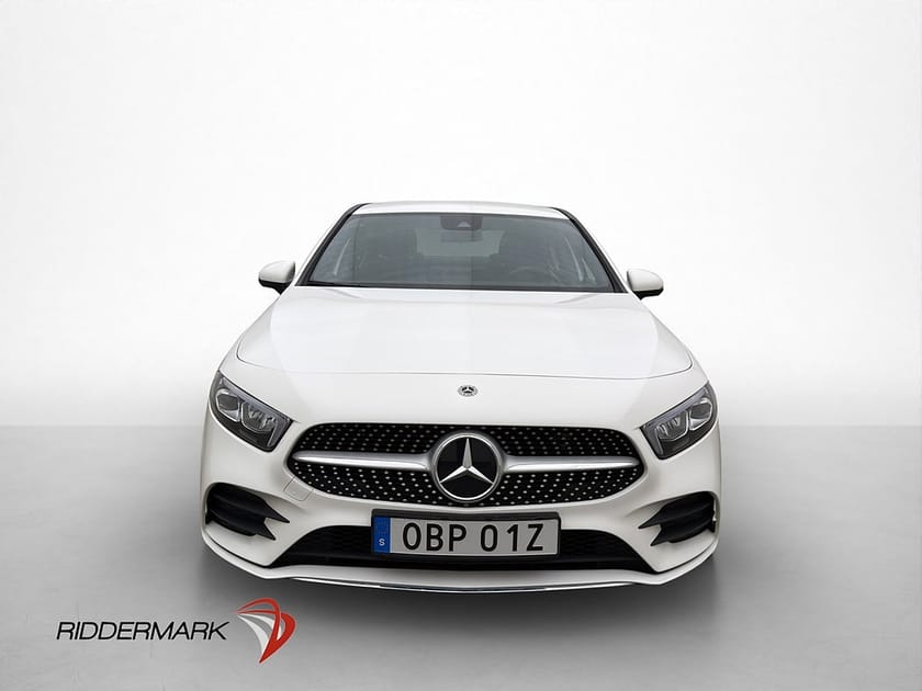 Bild 2 av Mercedes-Benz A 180 Sedan 136hk AMG Dragkrok Kamera Navi