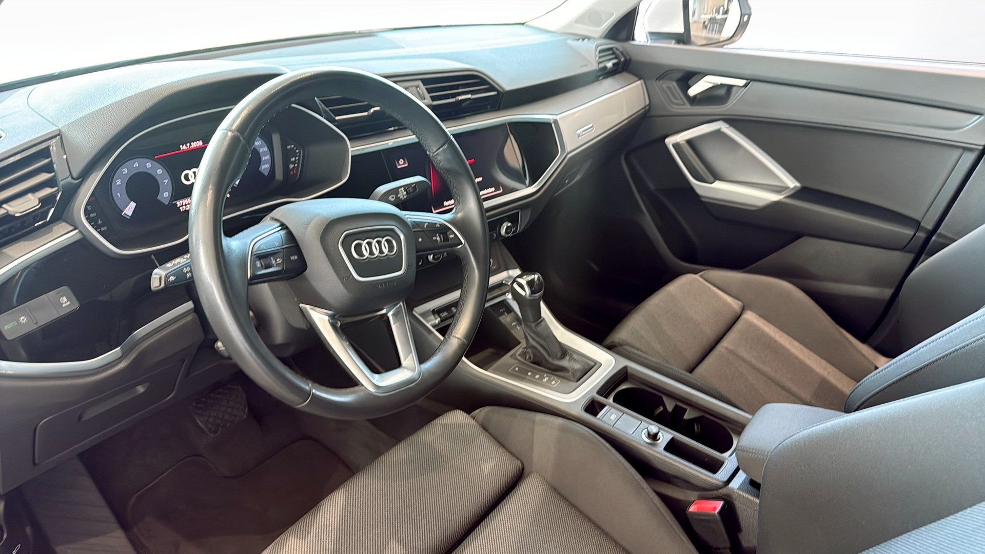 Audi Q3 2023, bild 7/15